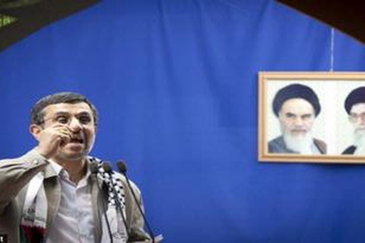 Israel adalah "tumor kanker" yang akan segera dihancurkan, kata Presiden Iran, Mahmoud Ahmadinejad, Jumat (17/8/2012), 