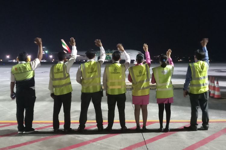 Penerbangan Emirates terakhir dari Denpasar, Bali