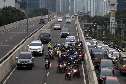 Ingat Lagi Kenapa Motor Dilarang Melintas di JLNT