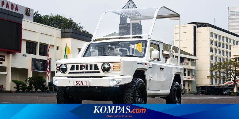 Tiba di GBK untuk Pimpin Misa Akbar, Paus Fransiskus Naik Maung MV3 Buatan Pindad