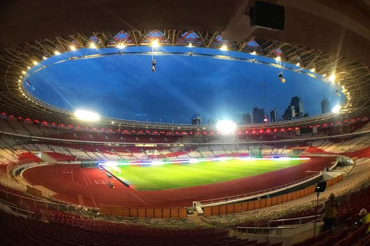 Wajah baru Stadion Utama GBK Senayan Jakarta yang akan diresmikan Presiden Joko Widodo pada Minggu, 14 Januari 2018.