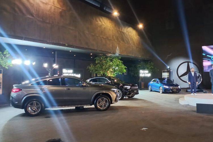 PT Mercedes-Benz Distribution Indonesia (MBDI) meluncurkan tujuh model baru sekaligus