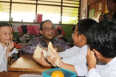 Sebagian Anak Sekolah di Jakarta Kini Mendapat Sarapan Gratis