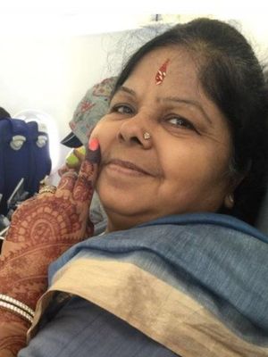 Shanti Bihani dirawat karena menderita diabetes dan gangguan jantung serta tiroid.