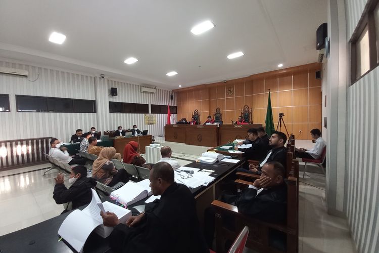 Suasana sidang dalam ruang Letjen TNI Ali Said saat pemeriksaan Andi Arief sebagai saksi dalam sidang tipikor di Pengadilan Negeri Samarinda, Kaltim, Rabu (20/7/2022). 