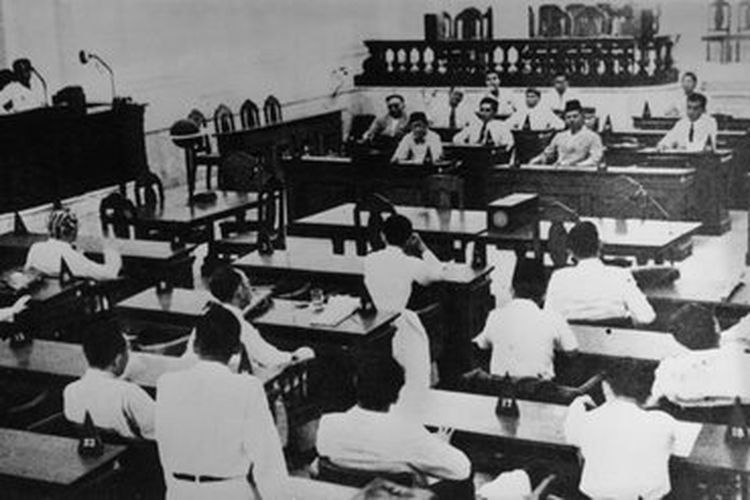 Sidang Kedua BPUPKI. BPUPKI adalah salah satu organisasi yang dibentuk pada masa pendudukan Jepang.