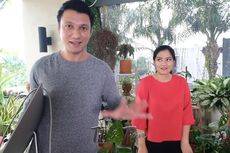 Titi Kamal Penuhi Teras dengan Tanaman Hias, Christian Sugiono: Gue Mau Lewat Jadi Susah