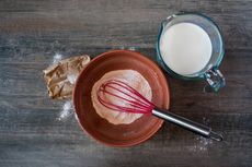 Apa Itu Tepung Custard? Bahan untuk Bikin Kue dan Vla
