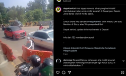 Aksi Heroik Manusia Silver Bantu Ambulans Melintas di Tengah Kemacetan
