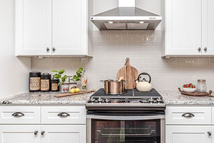 Ilustrasi lemari dapur. 