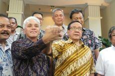 Kampanye di Bekasi, Akbar Tandjung Sindir Jokowi 