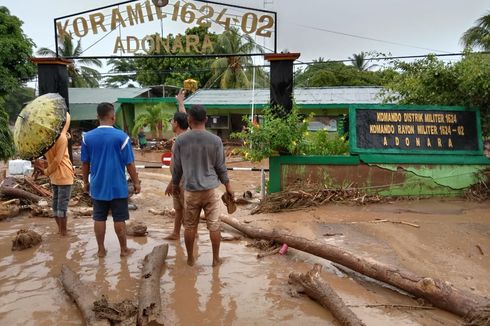 BNPB: Belum Ada Laporan Kasus Covid-19 di Pengungsian Banjir NTT