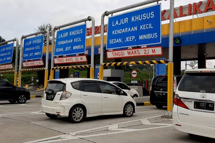 Arus mudik di GTKalikangkung Semarang, Kamis (28/4/2022)