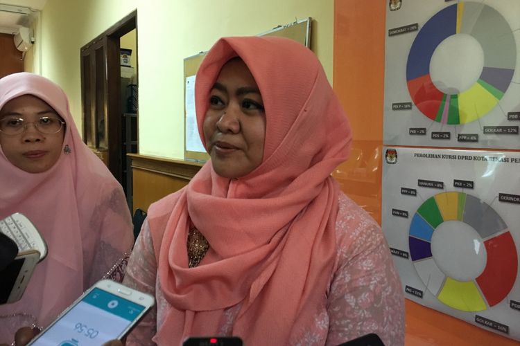 Sub Komisi Pemantauan dan Penyelidikan Komnas HAM, Endang Sri Melani mendatangi Komisi Pemilihan Umum (KPU) Kota Bekasi, Rabu (12/7/2017).