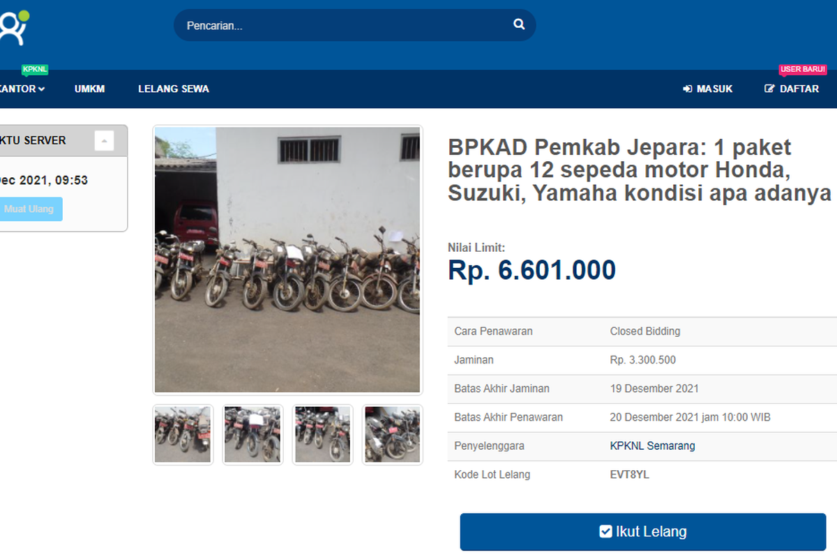 Tangkapan layar laman lelang sepaket 12 unit sepeda motor jadul kondisi apa adanya.