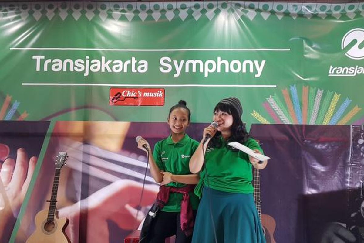 PT Transportasi Jakarta (Transjakarta) menggelar acara bertajuk Transjakarta Symphony di Halte Harmoni, Jakarta Pusat, Sabtu (25/2/2017). 