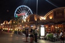 Menikmati Wisata Malam di Chao Praya