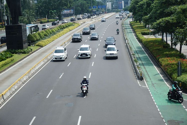 Ganjil Genap Sudah Berlaku Hari Ini, Jalan Mana Saja yang Masuk Aturan?