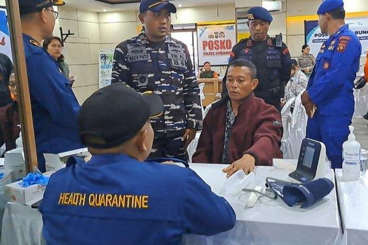 Wahyudi, warga Dusun Kedunen, Kecamatan Blimbingsari, Banyuwangi menjadi salah satu korban selamat insiden tenggelamnya Kapal KMP Tunu Pratama Jaya.