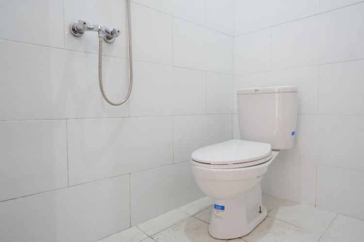 Toilet di Aksara Homestay Purwokerto