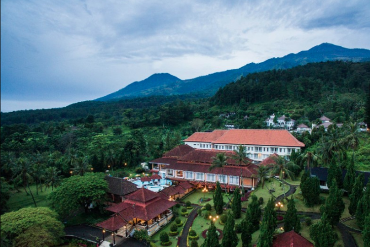 Royal Trawas Hotel & Cottages