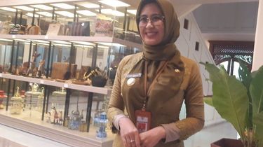 Gaya Berbeda Wakil Wali Kota Solo Astrid Widayani di Hari Kartini, Kenakan Kebaya dan Bicara Ruang Aman Perempuan