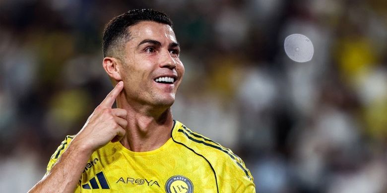 Cristiano Ronaldo merayakan gol dalam pertandingan sepak bola Liga Arab Saudi antara Al Nassr vs Al Riyadh SC di Al Awwal Park di Riyadh pada 20 September 2025. (Foto oleh Fayez NURELDINE / AFP)