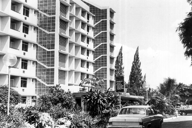 Wisma Hasta di Jalan Asia Afrika, Senayan pada tahun 1977