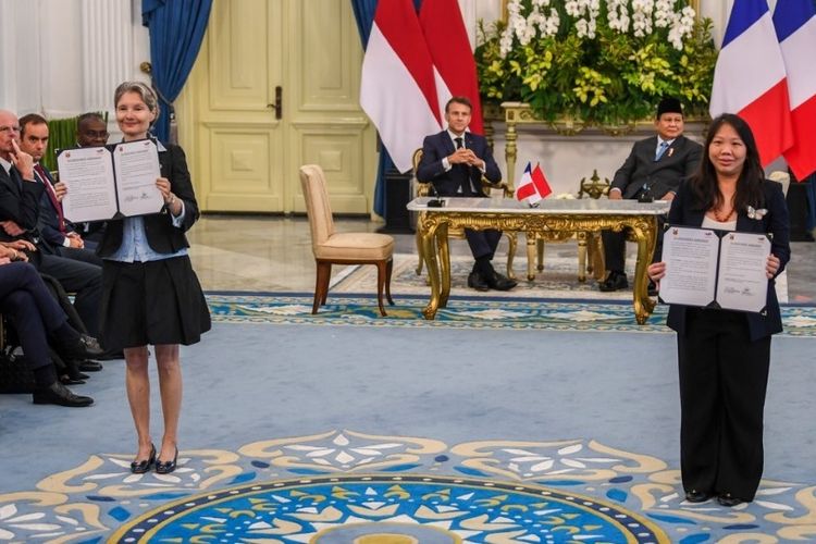 RGE dan TotalEnergies, melalui perusahaan patungan Singa Renewables Pte Ltd (Singa) menandatangani proyek investasi bersama untuk membangun dan mengoperasionalkan PLTS serta BESS. 