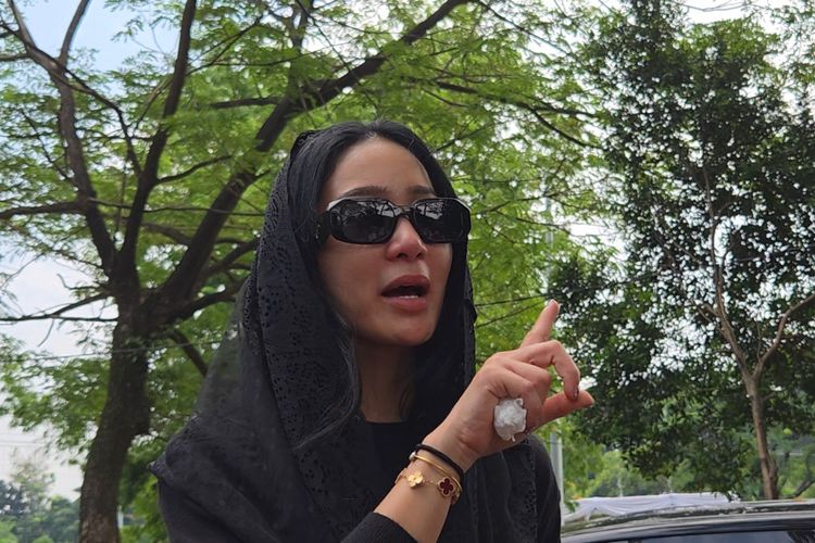 Kisah Bunga Zainal: Firasat dan Detik Terakhir Ayah Sapuri Wafat