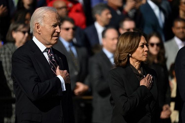 Biden-Harris Tampil Bersama di Hari Veteran Usai Kekalahan Pemilu AS