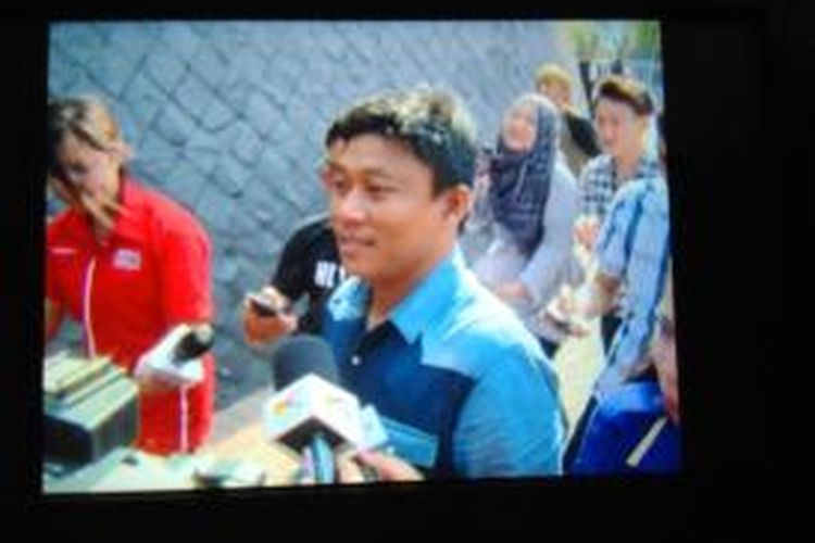 Ketua DPRD Musi Banyuasin Riamon Iskandar usai diperiksa KPK terkait kasus dugaan suap kepada DPRD, Rabu (26/8/2015).