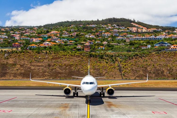 Bandara Madeira di Portugal
