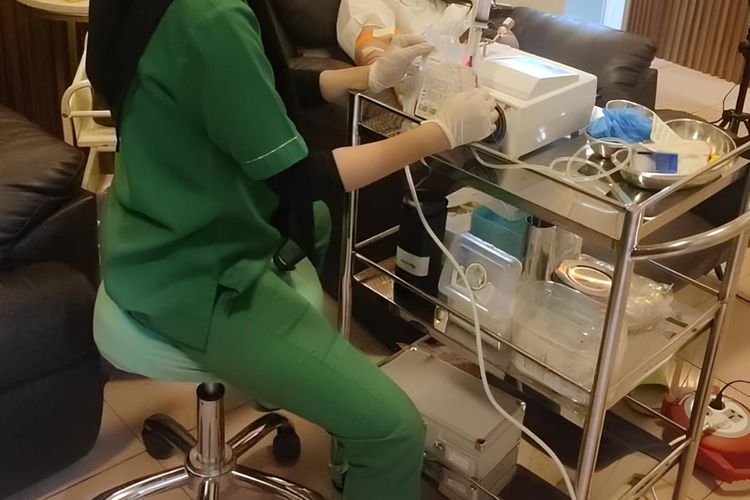 Terapi ozone di klinik kecantikan Beauty Xpert