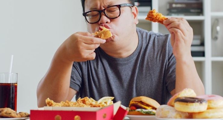 Terlalu Banyak Makan "Junk Food" Sebabkan Gangguan Otak Jangka Panjang