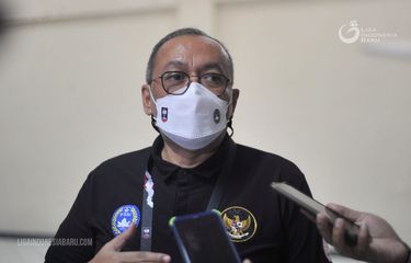 Ketua Orginizing Committee (OC) Piala Menpora 2021, Akhmad Hadian Lukita, mengimbau supaya warganet tidak gaduh dalam menyikapi video profokatif yang beredar di tengah laga Persib Bandung vs Bali United.