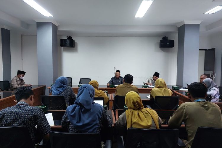Minim Sosialisasi, 3 RSUD di Ngawi Dikeluhkan Warga Gara-gara Antre 3 Jam