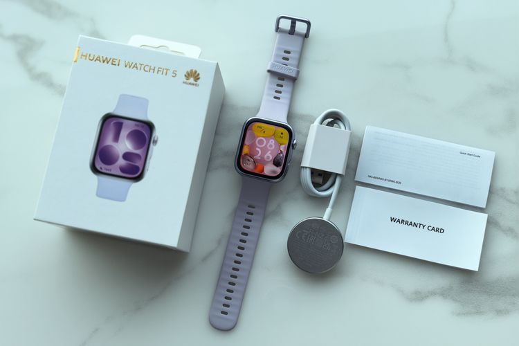 Isi kemasan Huawei Watch Fit 5