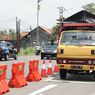 Berapa Jarak Aman Mobil Berkendara jika Berdekatan dengan Truk?