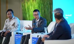 Dukung Target NZE 2060, PLN Siap Tambah Kapasitas Energi Berbasis EBT