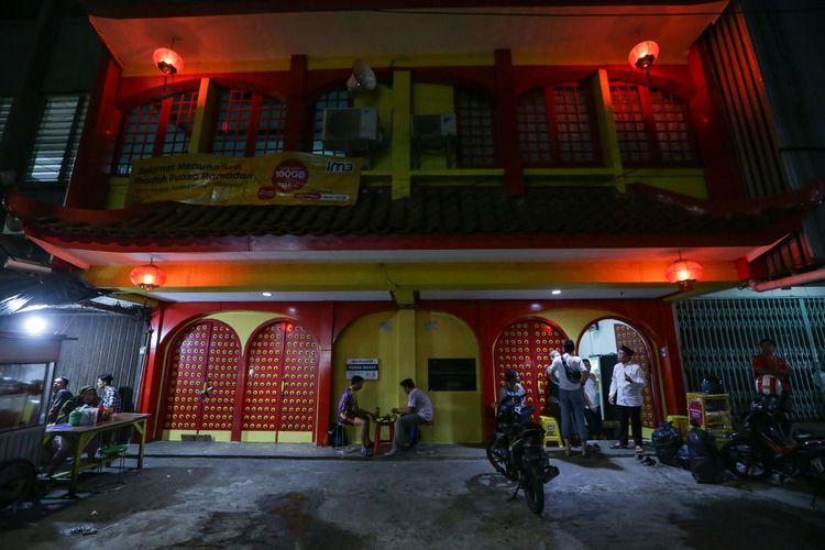 Masjid Lautze, Jakarta Pusat, Minggu (15/4/2023).  Masjid bergaya arsitektur China ini menjadi wadah warga keturunan Tionghoa untuk belajar dan memeluk agama Islam.