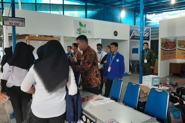 Penitipan barang untuk peserta tes SKD CPNS di Udinus Semarang