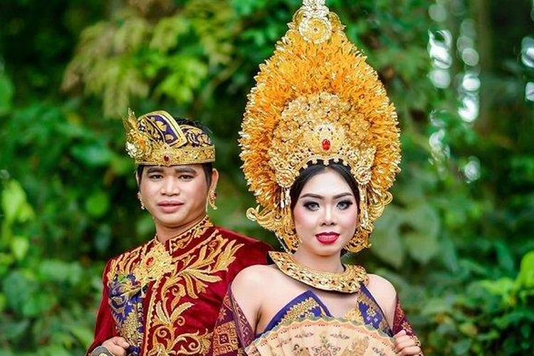 Payas Agung, Pakaian Adat Bali 