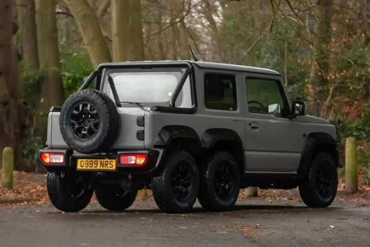 Modifikasi Suzuki Jimny 6x4