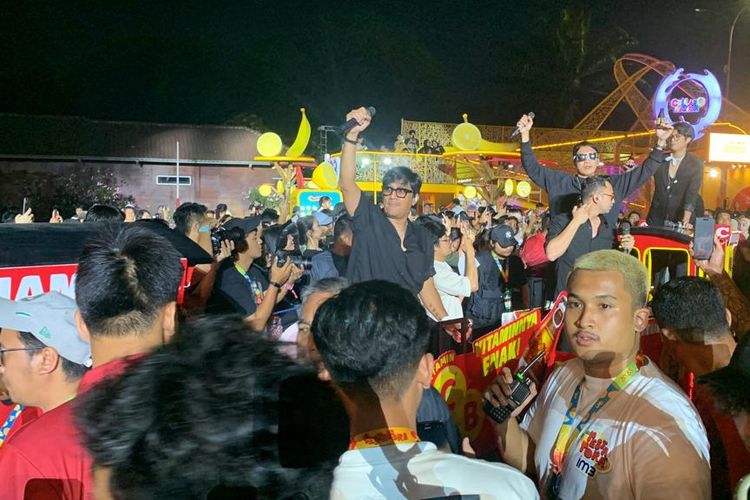 Andre Taulany and Friends menjadi salah satu penampil yang menyita perhatian di Pestapora hari kedua, Sabtu (23/9/2023) di Gambir Expo Kemayoran, Jakarta Pusat. 