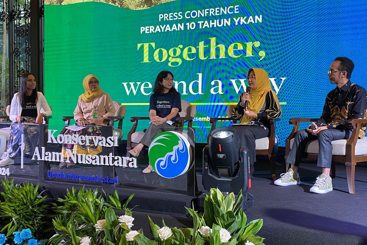 Bupati Berau Sri Juniarsih berbicara dalam acara perayaan 10 tahun YKAN, Rabu (4/12/2024). 