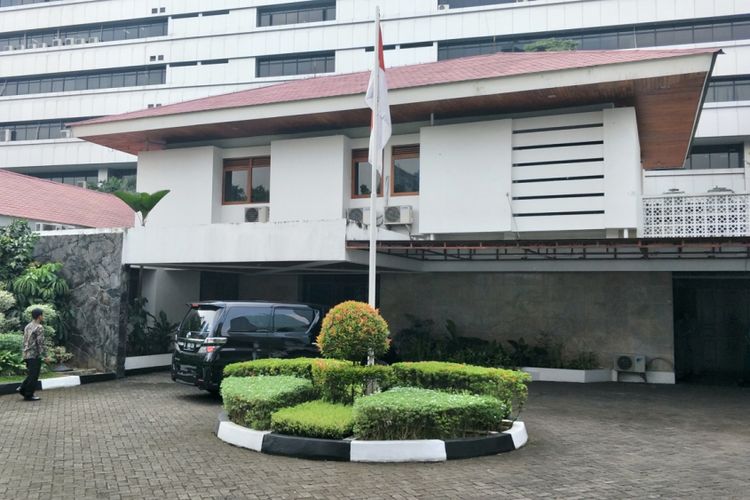 Sejumlah sekjen partai koalisi pendukung pemerintah berkumpul di rumah dinas Menteri Koordinator Bidang Politik, Hukum dan Keamanan Wiranto, Jalan Denpasar, Kuningan, Jakarta Selatan, Senin (14/5/2018).