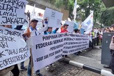 Buruh Demo PLN Tolak Upah Turun hingga Desak Tenaga 
