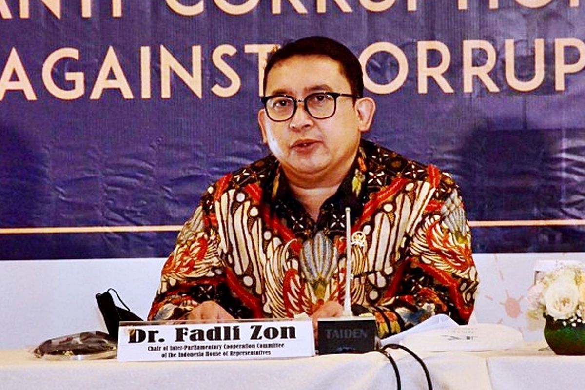 Fadli Zon, dalam siaran persnya pada Kamis (11/3/2021) mengutuk aksi brutal rezim militer Myanmar terhadap para demonstran pro-demokrasi. 