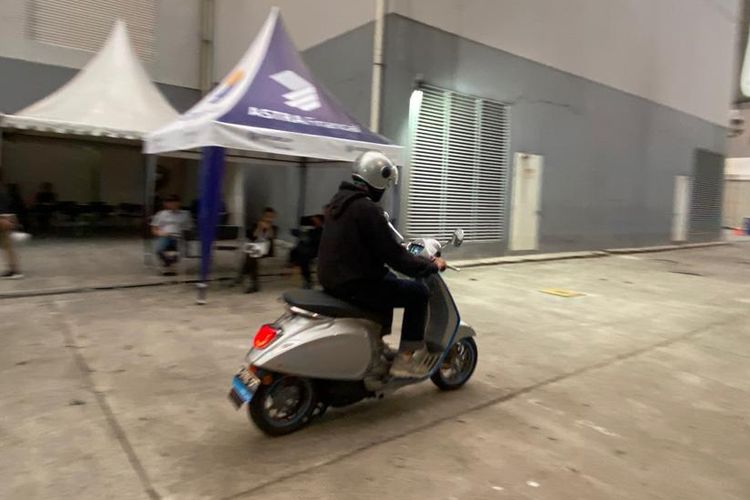 Cobain Vespa Elettrica di GIIAS 2023